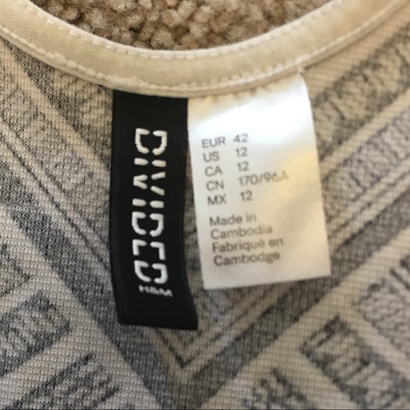 H&M Black and White Tribal Print Jersey Dress - Picture 3 of 3